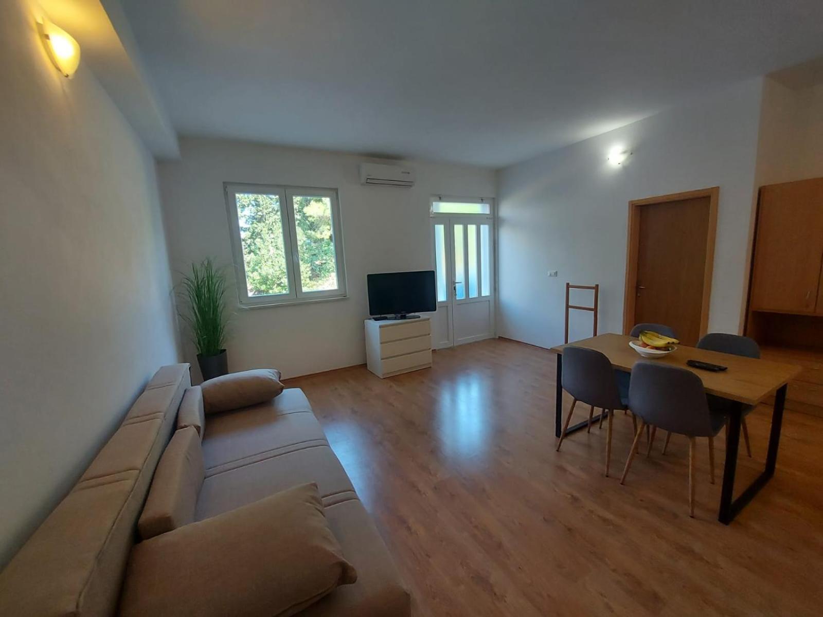 Apartmani Neva Makarska Luaran gambar