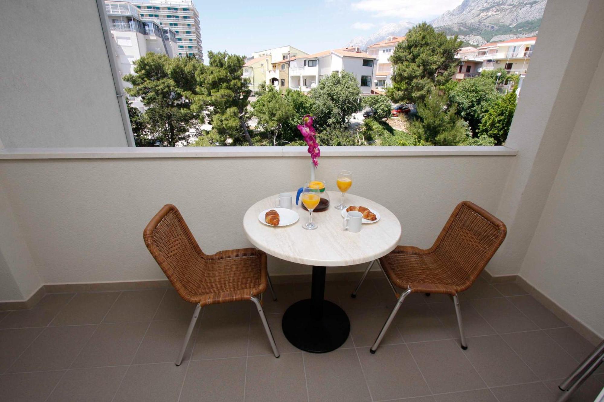 Apartmani Neva Makarska Luaran gambar